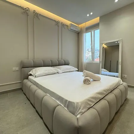 New Bazaar Apartments Tirana Exterior photo